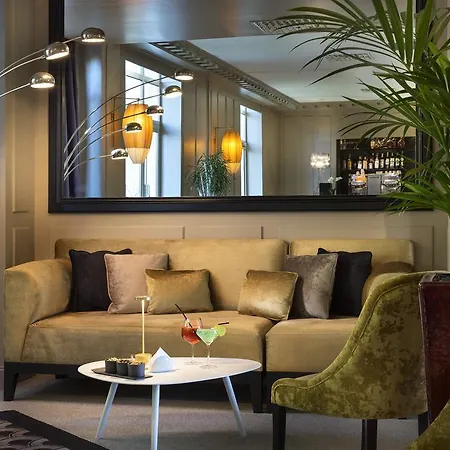 Hotell Barriere Le Grand